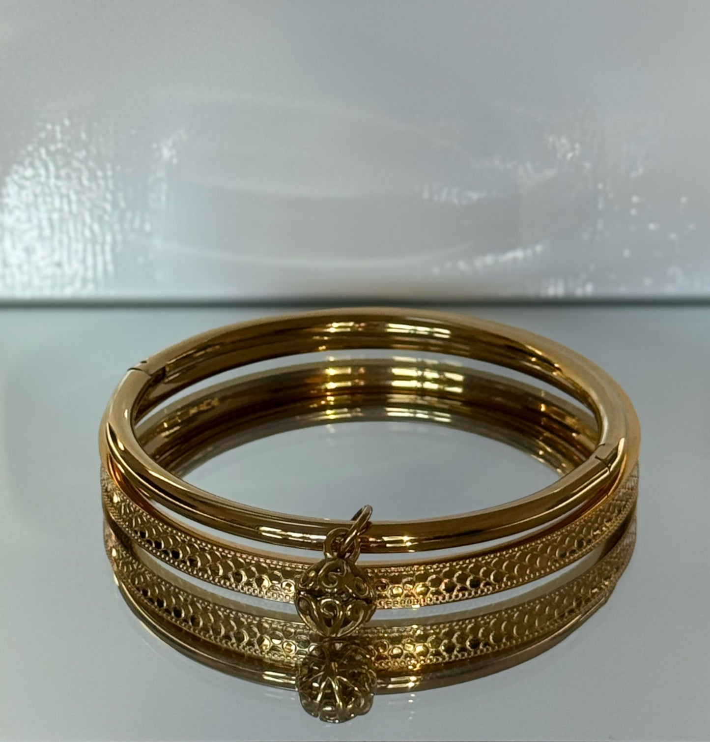 Kantrom Pka Chan Charm Bangle Set