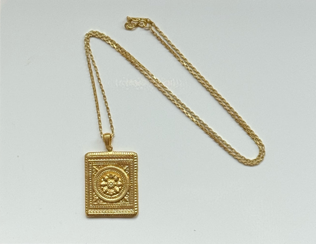 Kbach Athan Pka Chhouk Brambei Tis Pendant