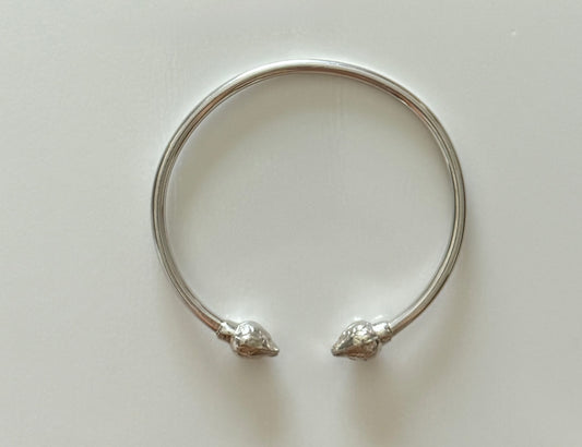 Lotus Bangle in Silver
